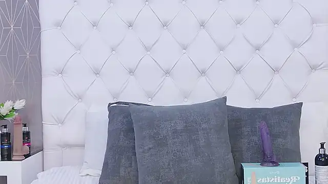 AntonellaEscudero webcam