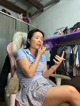 Ivy_Trix2 webcam