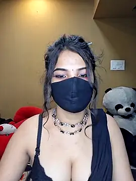 Webcam Model (Noor-Bold)  is live.Free join now!