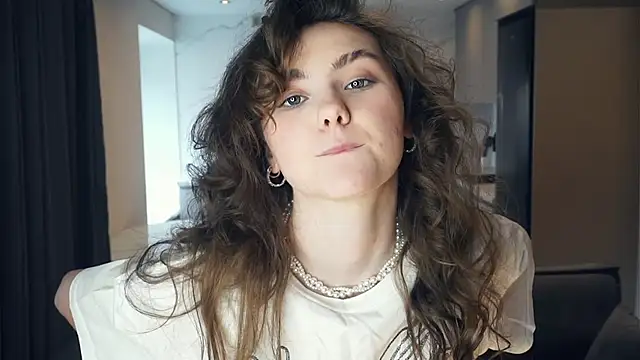 VickiPraml webcam