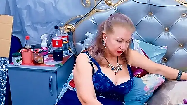 hornystepmom29 - Hornystepmom29's free webcam - UK Sex Cams