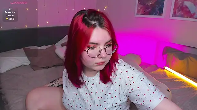 Alice_Kitagawa webcam