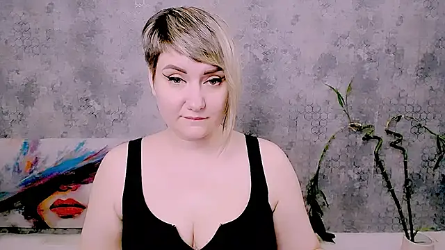 djullia - Djullia's free webcam - UK Sex Cams