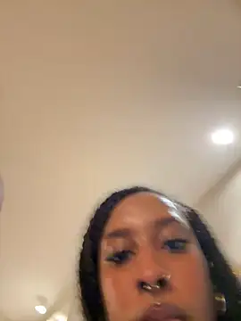 Your_Paris live sex cam