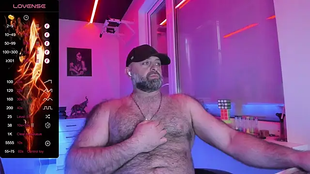 hair-man - HAIR-MAN's free webcam - UK Sex Cams