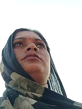 Webcam Model (Na_shreya)  is live.Free join now!