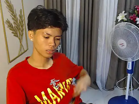 sweetguy_forth (Ask my age) - im new here and willing to make fun