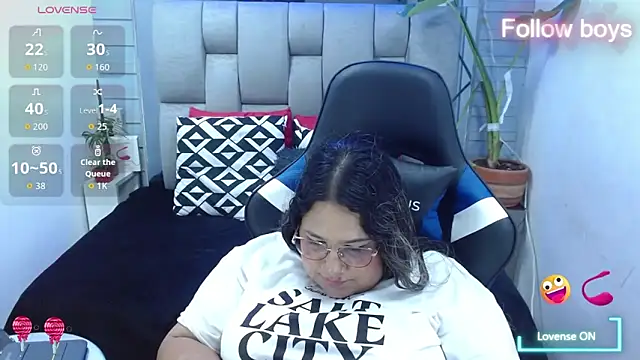 evelin_zaens - Evelin_zaens's free webcam - UK Sex Cams