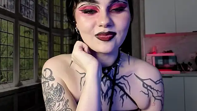IntrigueYourDay webcam