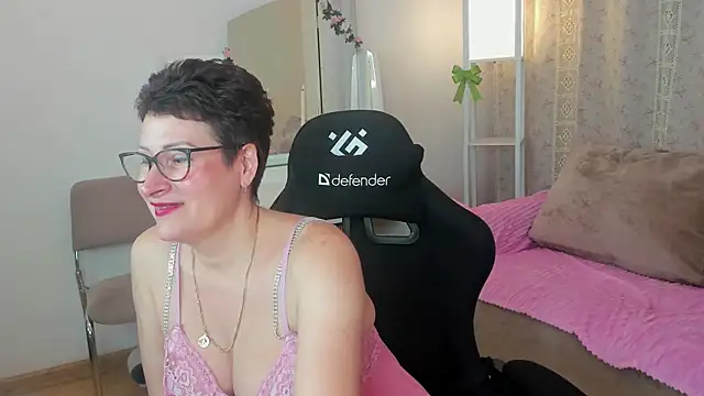 jennymons (F mature) - flash boobs