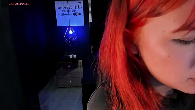 eva_viulet webcam