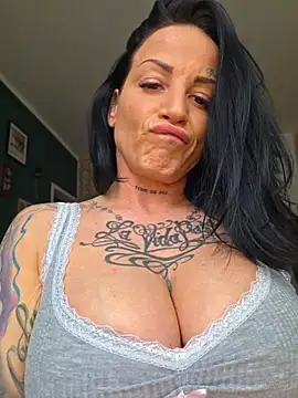 EmilyDiazofficial