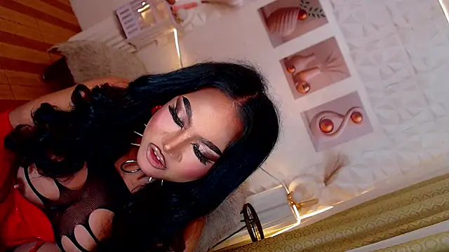lilly-lou (T teen) - hi everyone can u drain my balls now