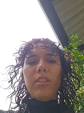 Isabella_Stark webcam