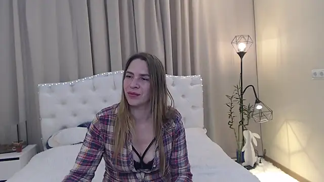 TessaDaybreak webcam