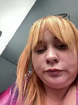 LadyDreams11 webcam