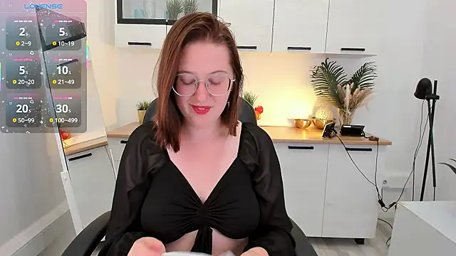 Charmy_Gracy webcam