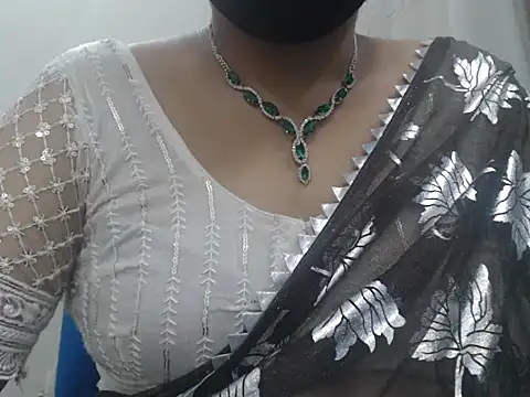 Lovely_Siri_23 webcam