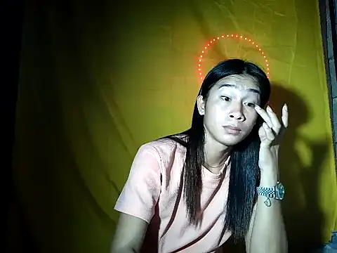 Asian_PrettyAle webcam