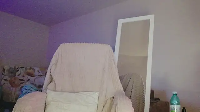lara_heaven webcam