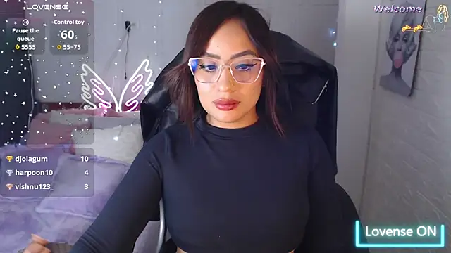 Paulina_627 webcam