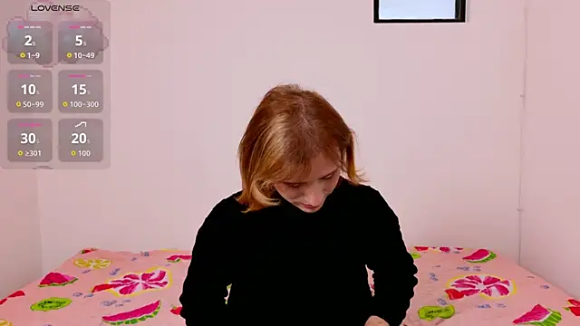 seraphine_star (T teen) - suck dildo deep