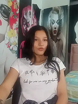 Sweet_Innocence_ webcam