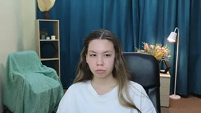 RoxanneCrandal webcam