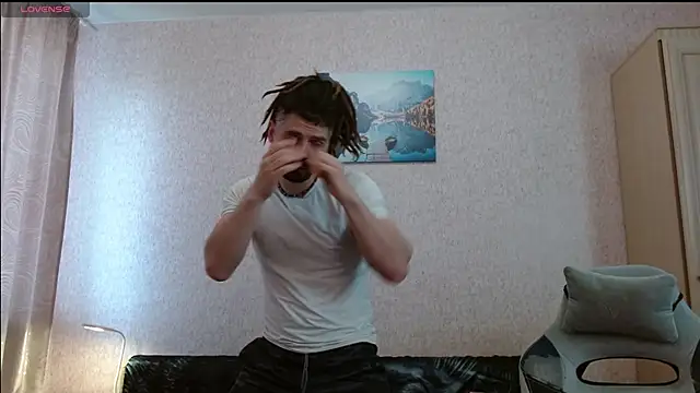 aestheticguy101 - Aestheticguy101's free webcam - UK Sex Cams