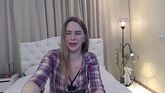 TessaDaybreak webcam