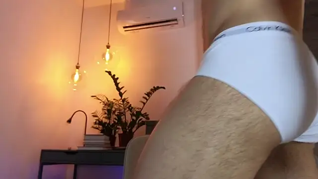 SultryAndrewww's live cam