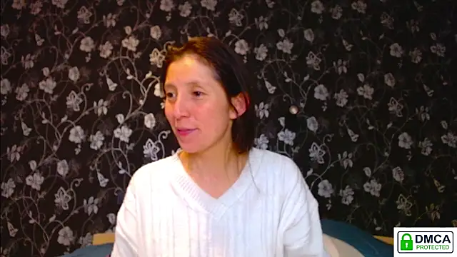 sophi_cute - Sophi_Cute's free webcam - UK Sex Cams