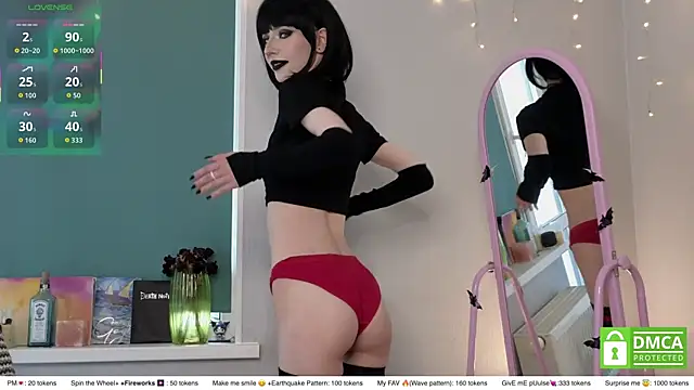 sweetuniporn webcam