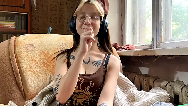 AliceGates webcam