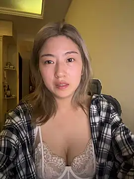 Olivia_PINK0322