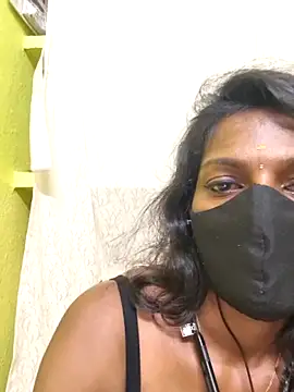 Webcam Model (Honey_rosetamil)  is live.Free join now!
