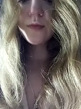KattyLuuu webcam