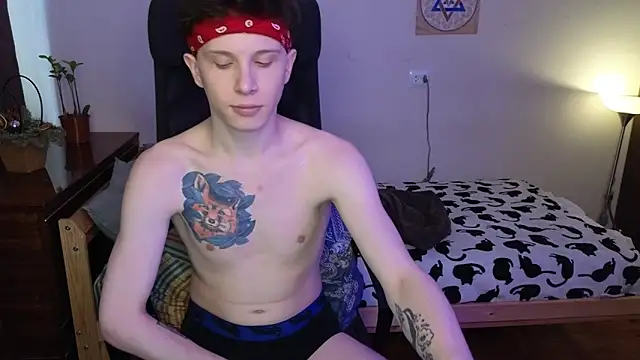 arlekincrop (M young) - hidden cum show