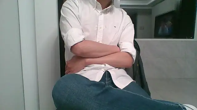 nole_china7 (Ask my age) - talk / fun / cum