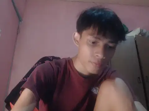 kyoshi_19 (M twink) - Fash dick 25 token, cum in public