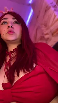 SweetLittleRed webcam