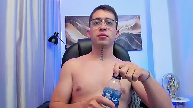 Tommas_Jhonson webcam