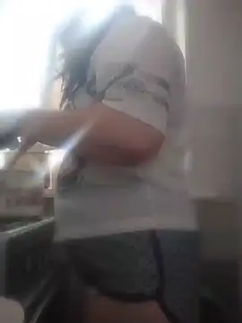 ElviraReynolds webcam