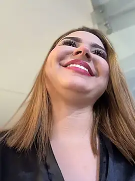 beella1_ (F teen) - 💖Slap me x5 daddy💖
