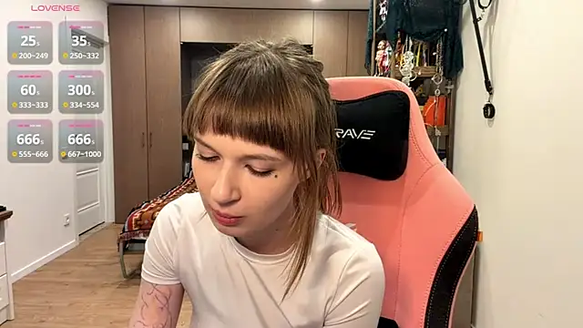 jackboyken (F teen) - Panties Slip + Stare