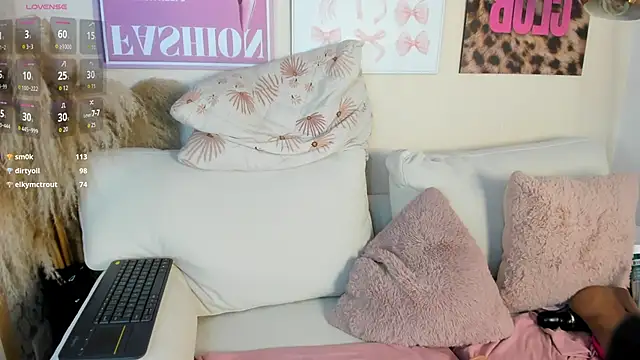megan_charles_ - Megan_charles_'s free webcam - UK Sex Cams