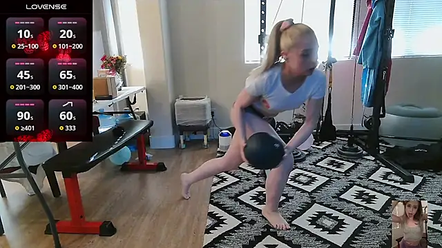free chatroom Blondiewithanass