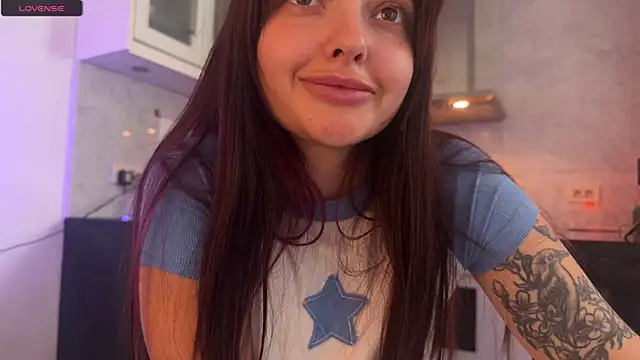 Crystalmagic live sex cam