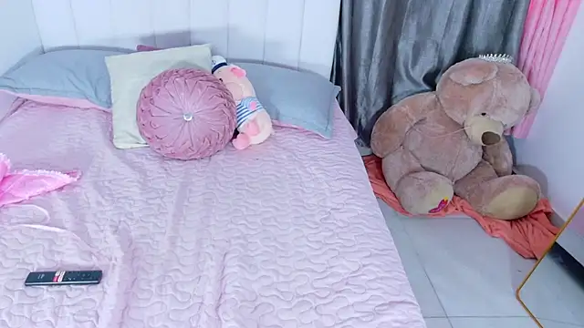 Sofia_Stanley webcam