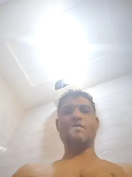santhoshkannadaboy webcam